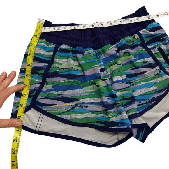 Lululemon Tracker Shorts 7 Wonders Blue pattern print running shorts sz 6 - Picture 3 of 9